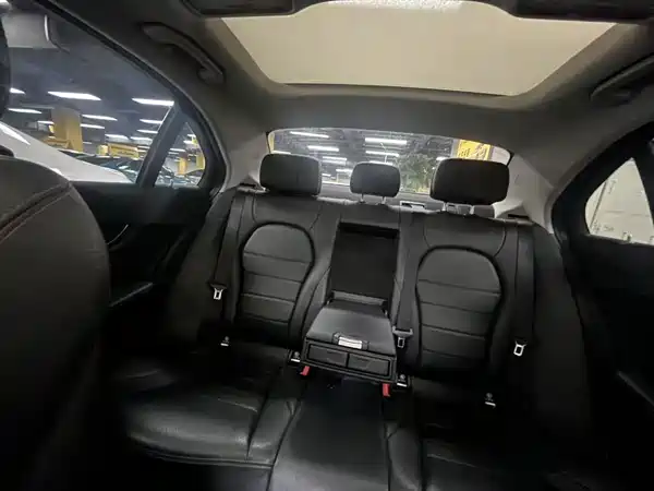 Mercedes-Benz C-Class 2019