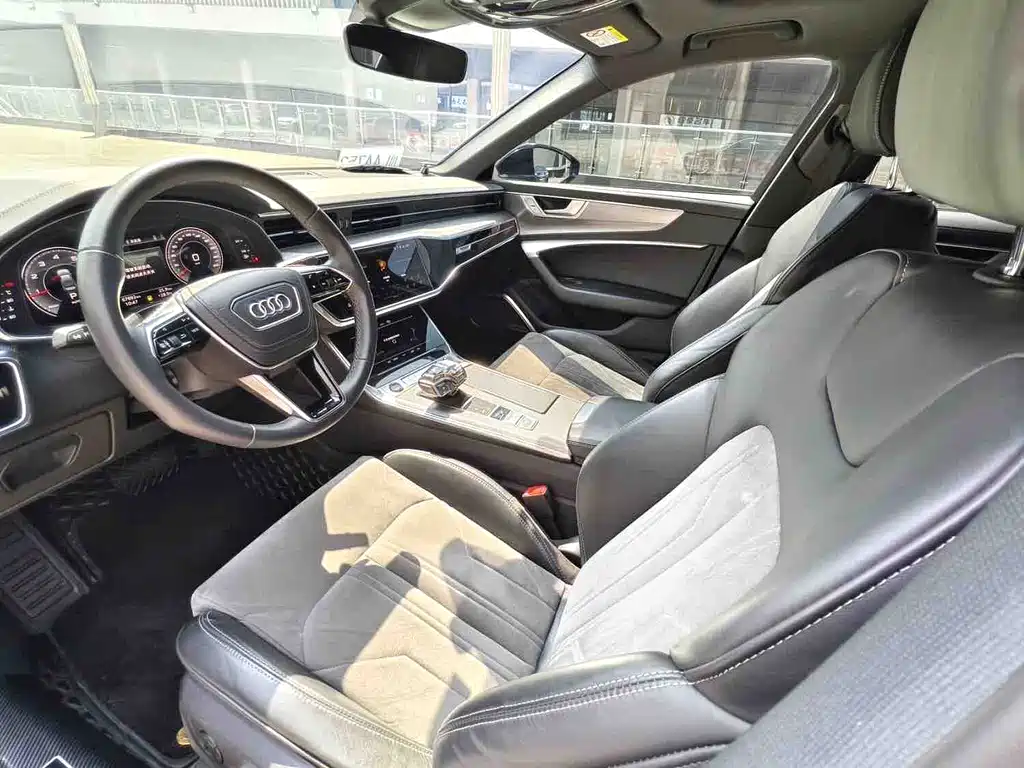 Audi A6L 2023