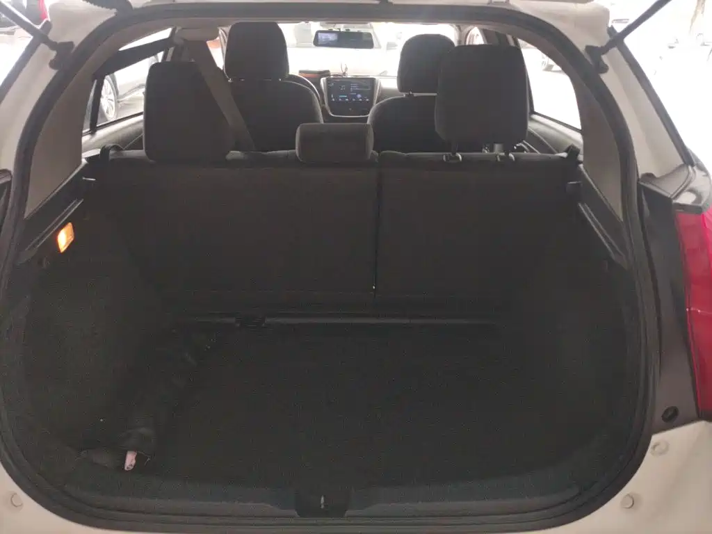 Toyota Yaris L 2019 — фото 15