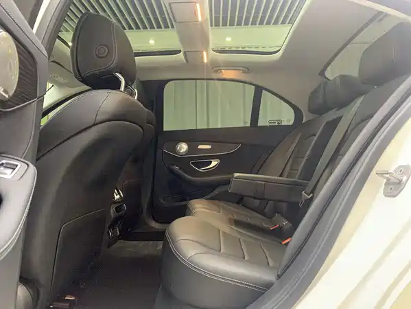 Mercedes-Benz C-Class 2021