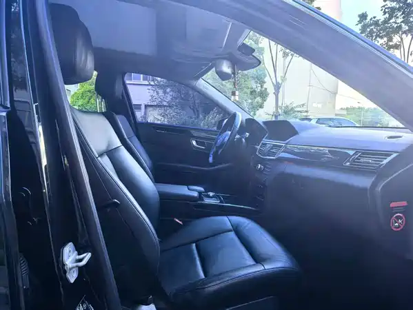 Mercedes-Benz E-Class 2013