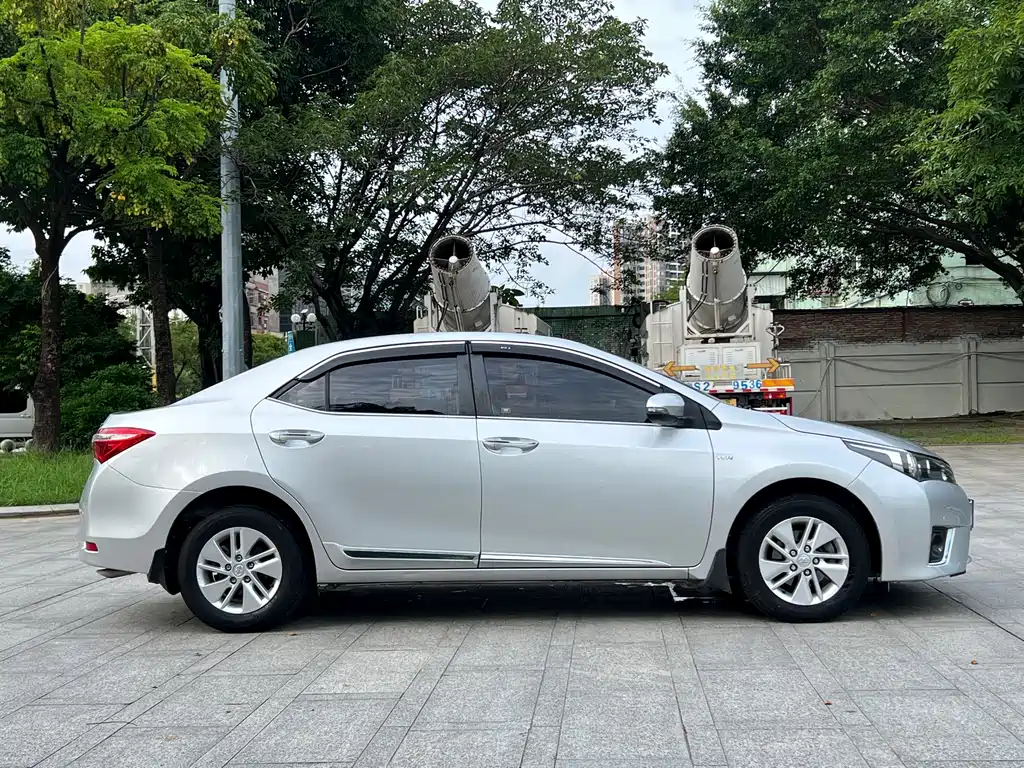 Toyota Corolla 2015