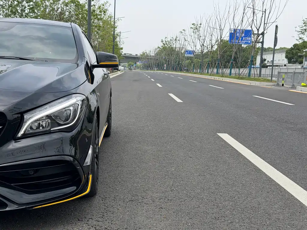 Mercedes-Benz CLA AMG 2017 — фото 4