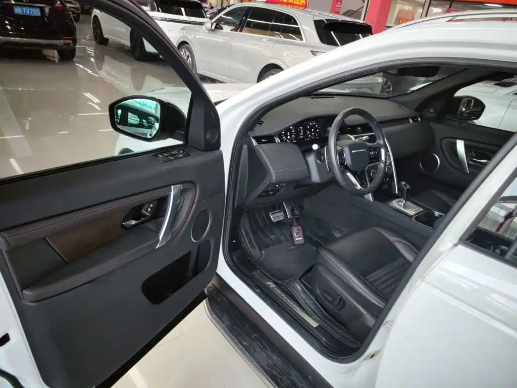Land Rover Discovery Sport 2022 — фото 16