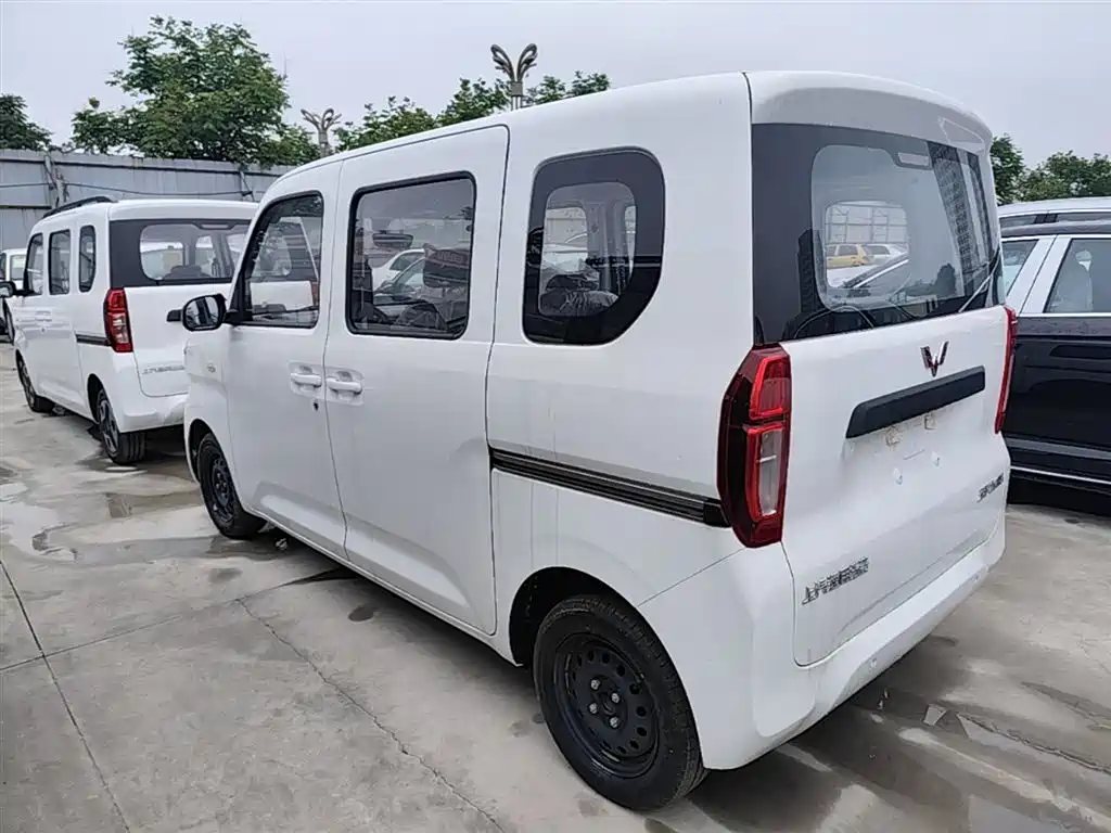 Wuling Zhiguang EV 2026 — фото 5
