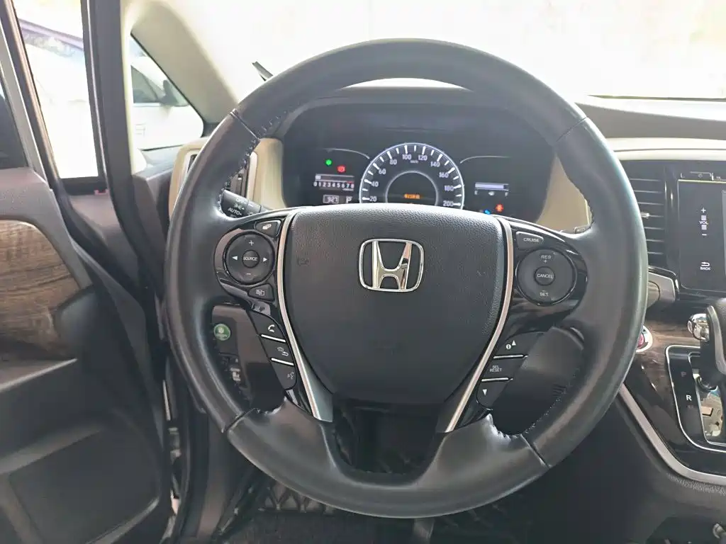 Honda Odyssey 2015