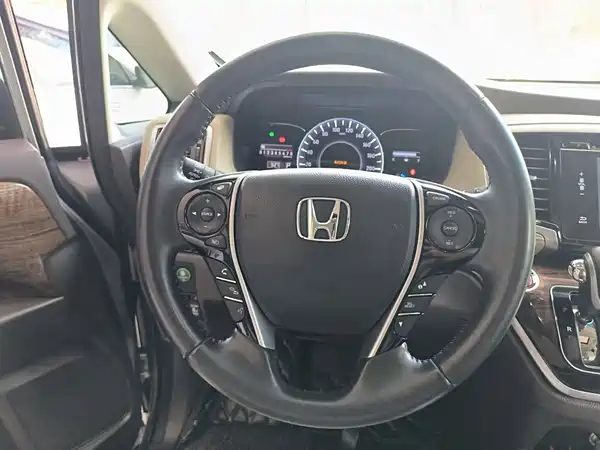 Honda Odyssey 2015
