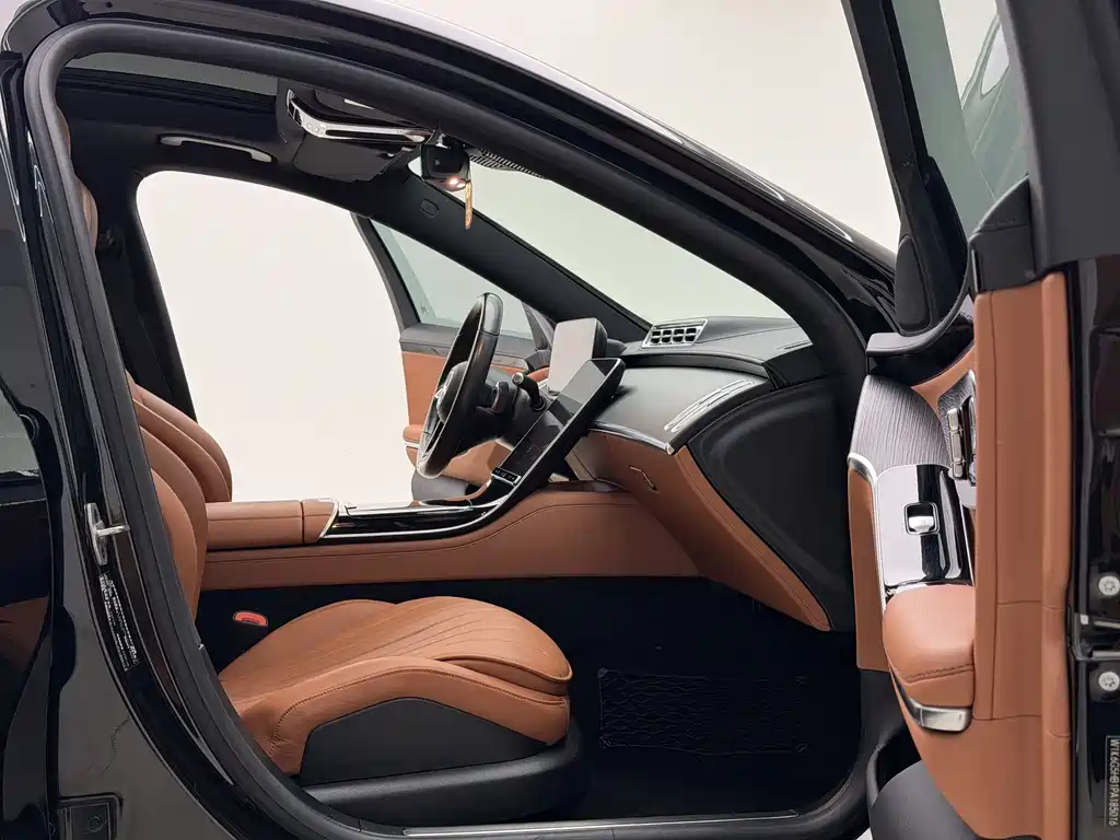 Mercedes-Benz S-Class 2023 — фото 13