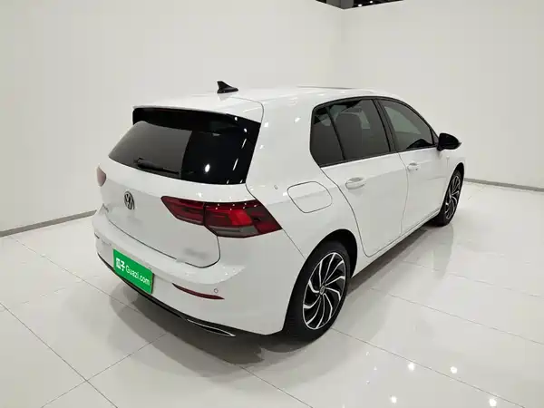 Volkswagen Golf 2022