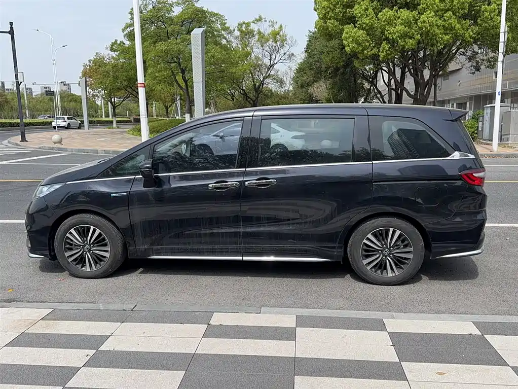 Honda Odyssey 2020 — фото 12