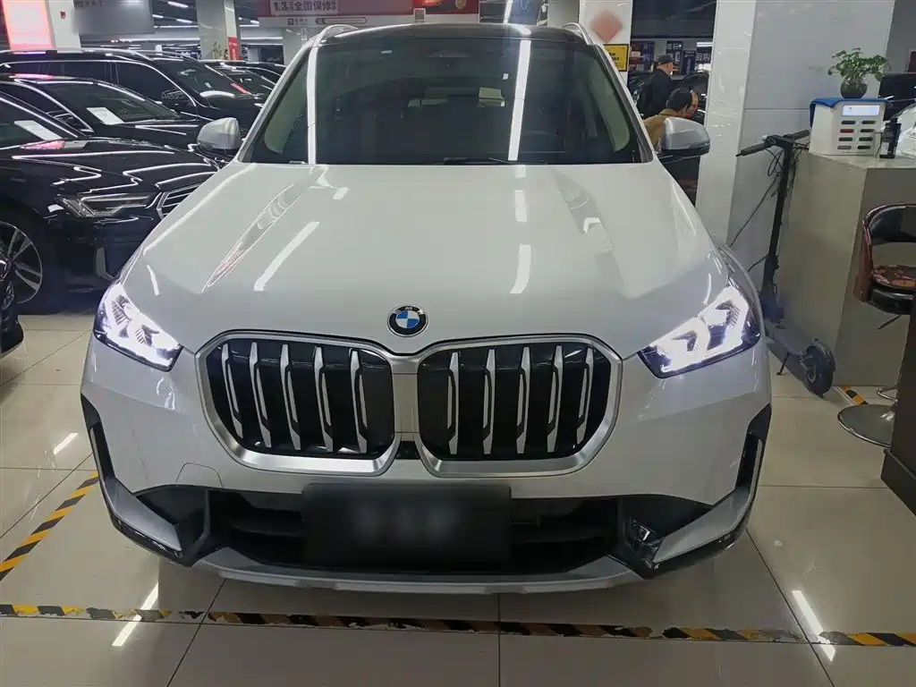 BMW X1 2023 — фото 3