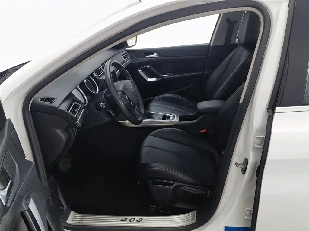Peugeot 408 2015 — фото 10