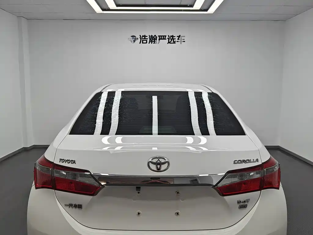 Toyota Corolla 2018 — фото 5