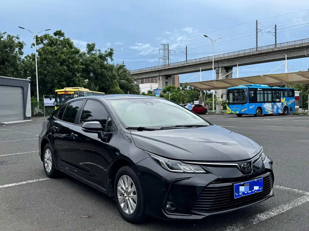 Toyota Corolla 2020 — фото 2