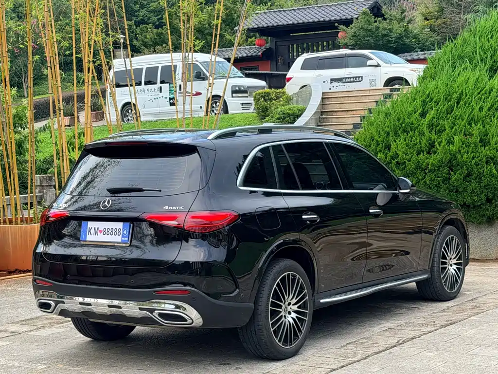 Mercedes-Benz GLC 2024