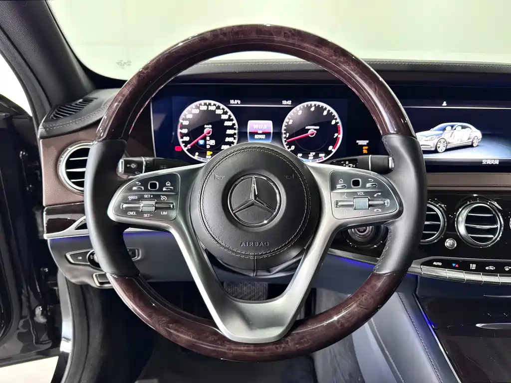 Mercedes-Benz S-Class 2019 — фото 19