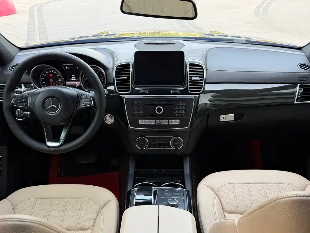 Mercedes-Benz GLS 2018 — фото 9