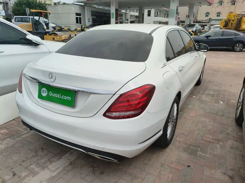 Mercedes-Benz C-Class 2017