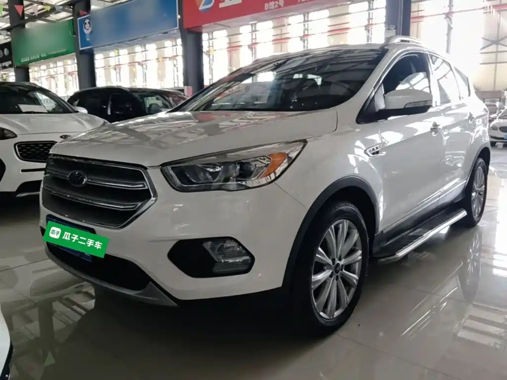 Ford Kuga 2017 — фото 1