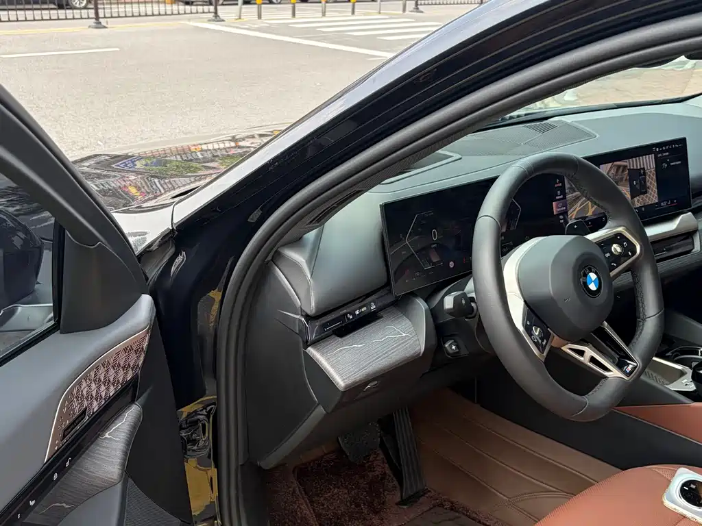 BMW 5 Series 2024
