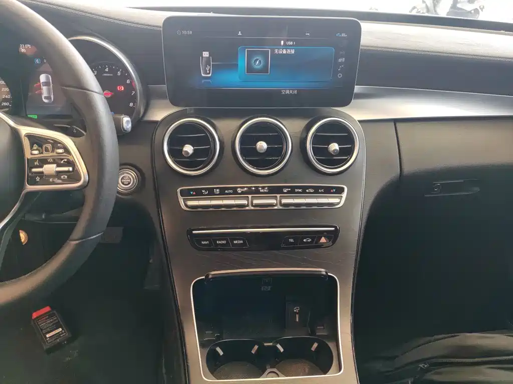 Mercedes-Benz C-Class 2018 — фото 13