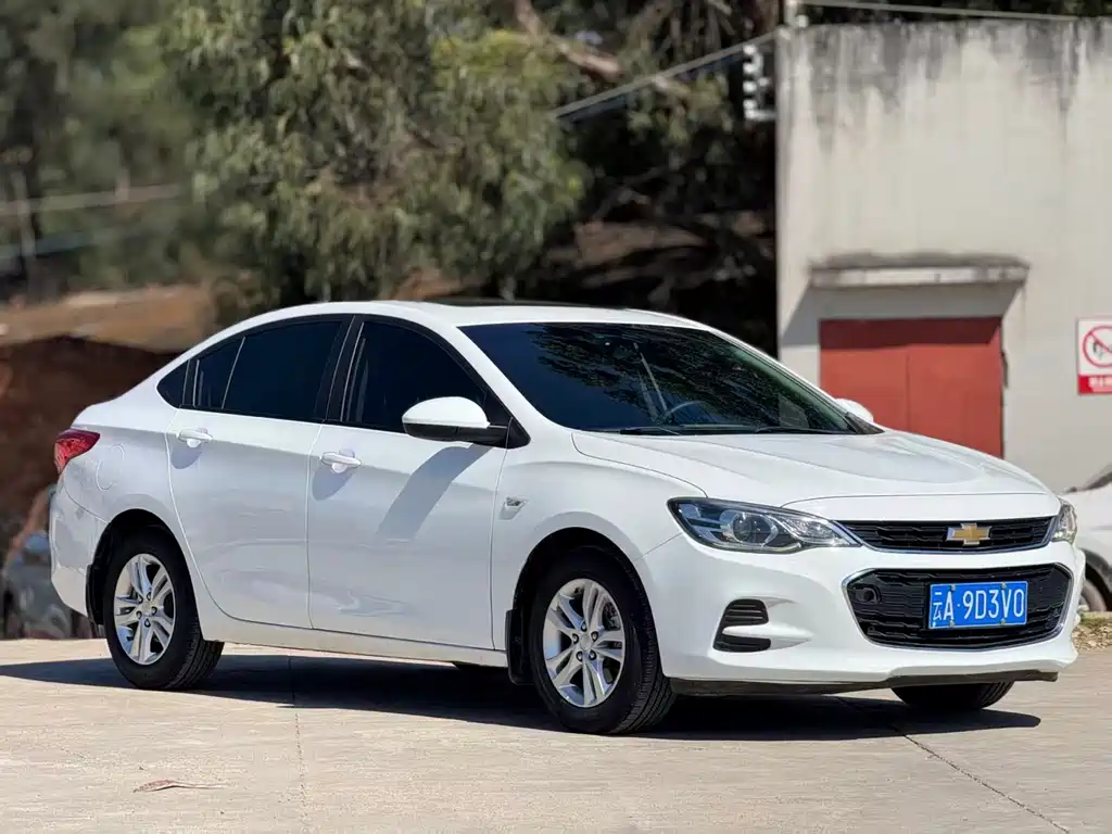Chevrolet Cavalier 2018 — фото 3