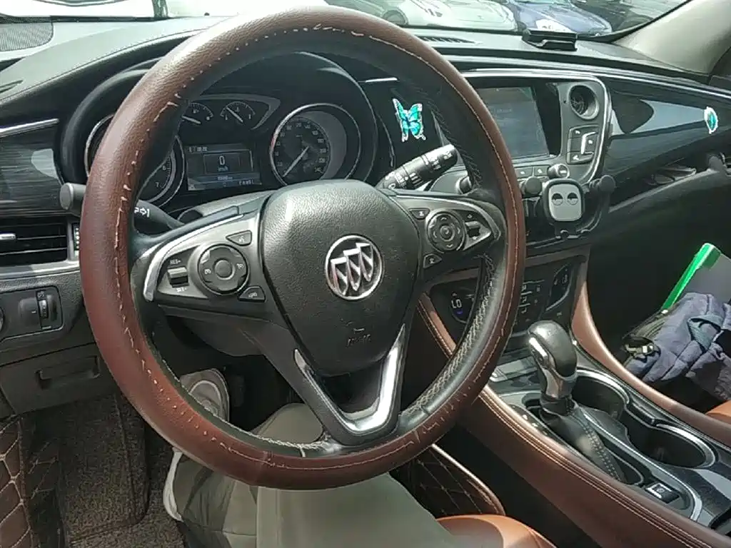Buick Envision Plus 2019 — фото 10