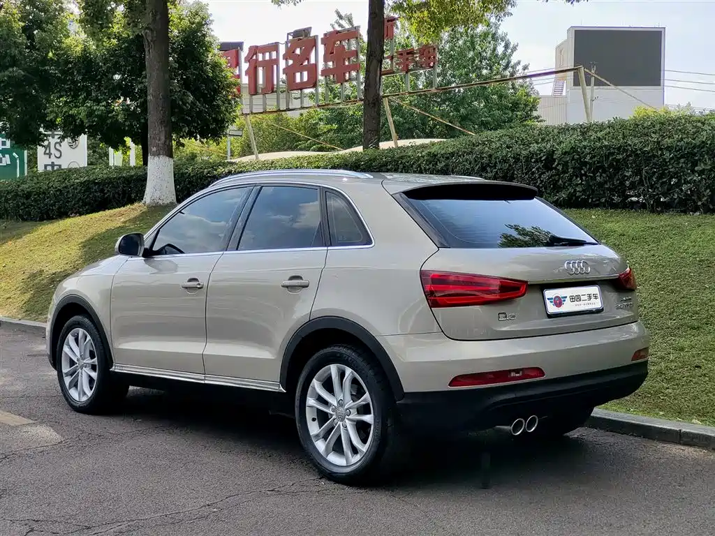 Audi Q3 2016 — фото 4