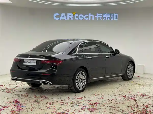 Mercedes-Benz E-Class 2023