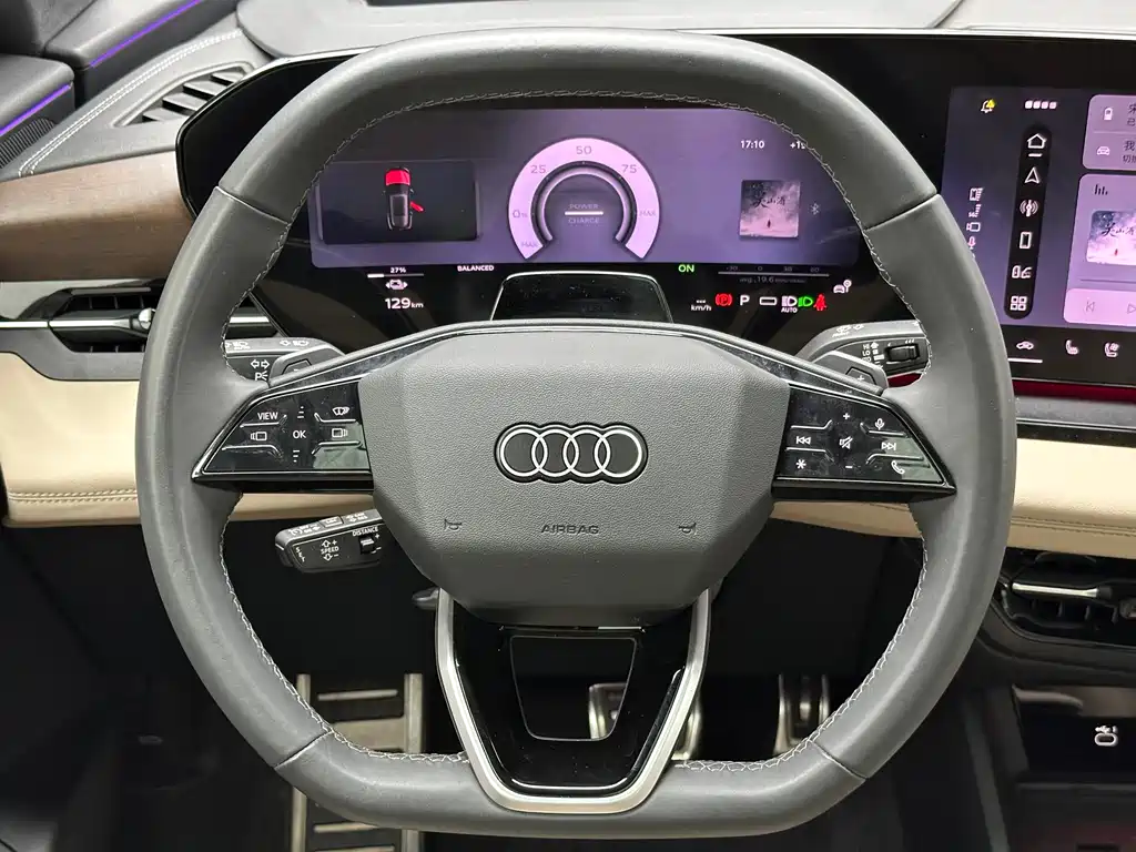 Audi Q6L e-tron 2025 — фото 11