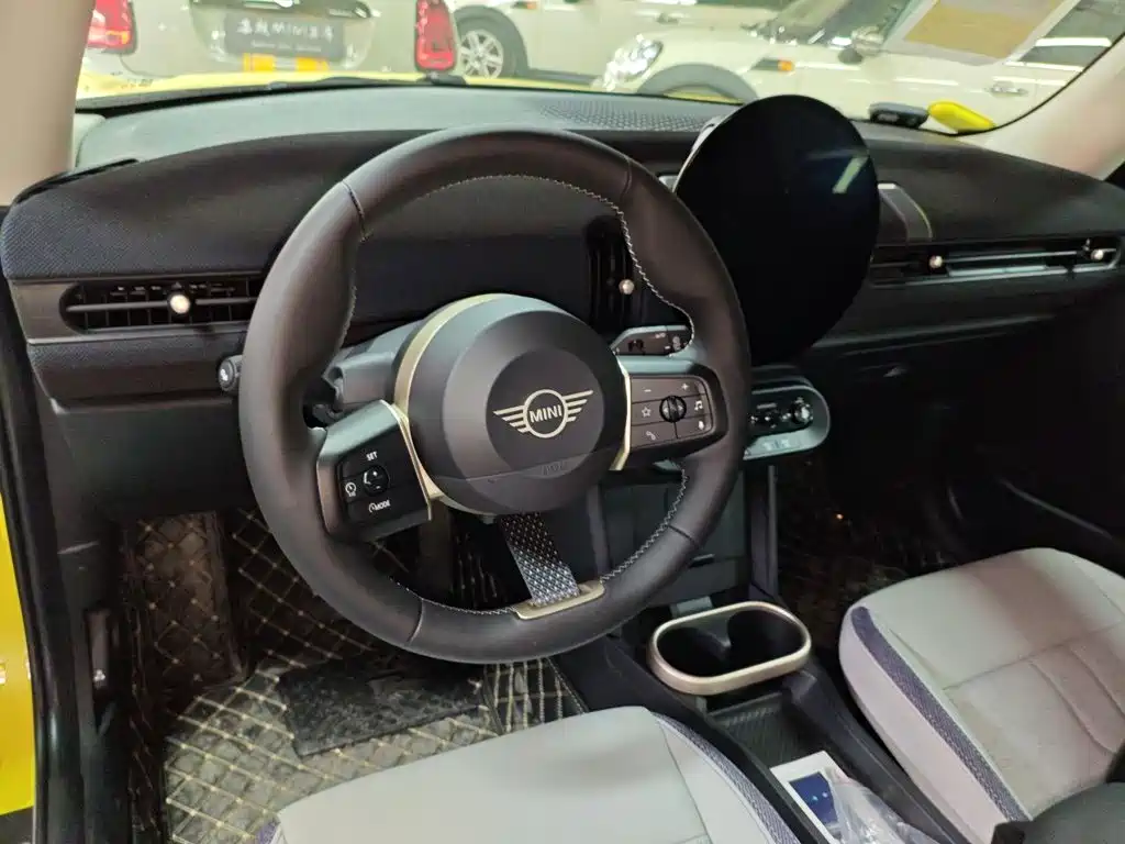 MINI Mini 2026