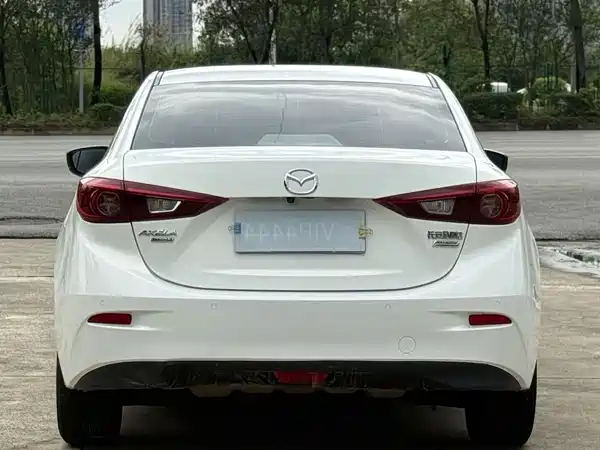 Mazda 3 Axela 2019