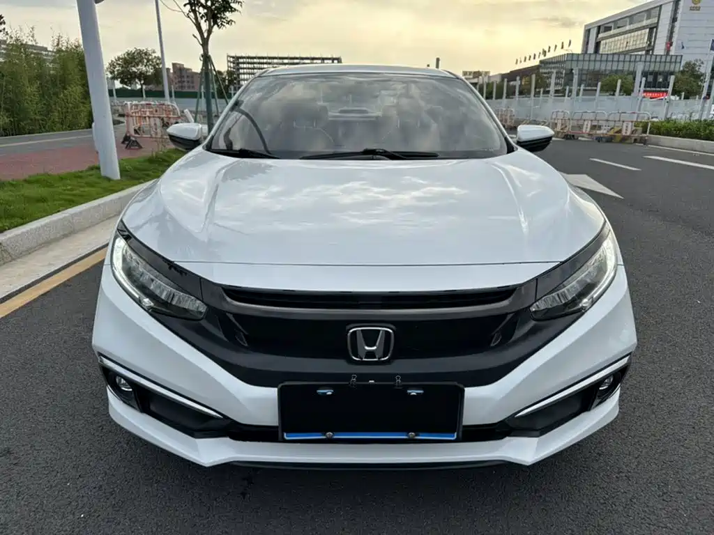 Honda Civic 2020 — фото 14