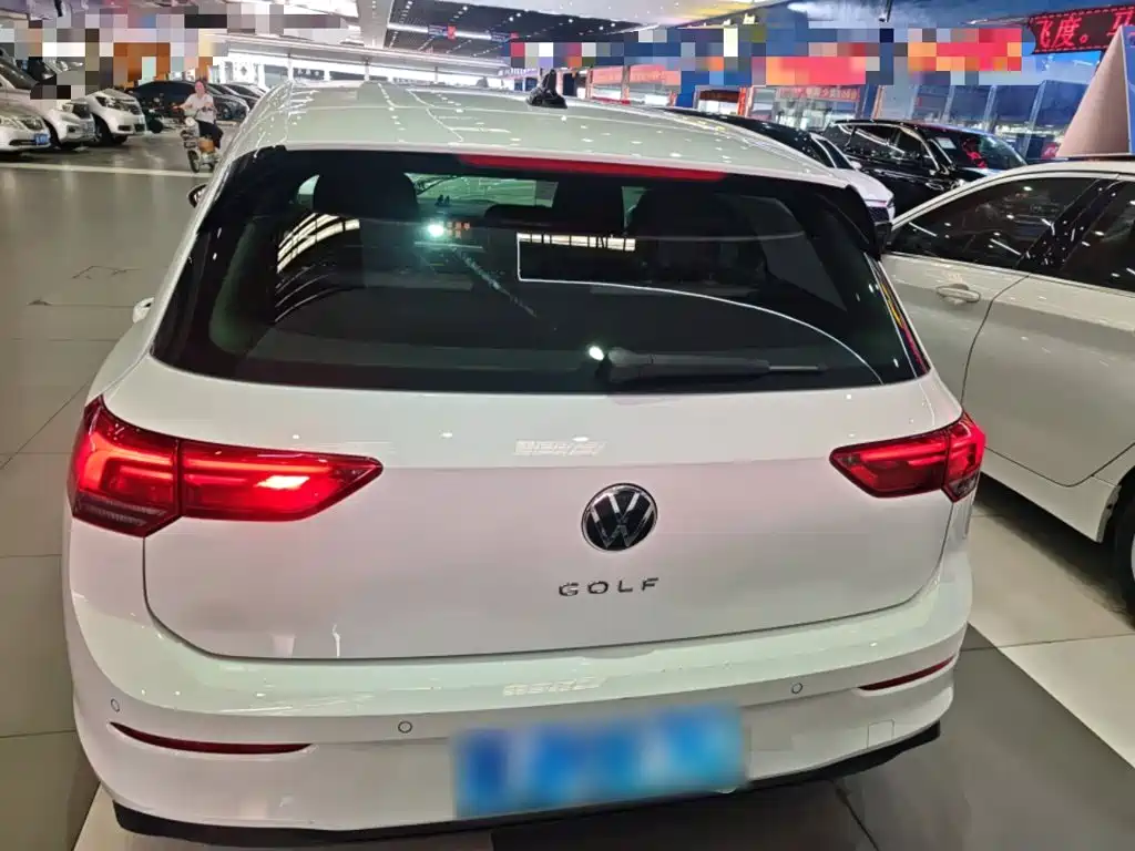 Volkswagen Golf 2023