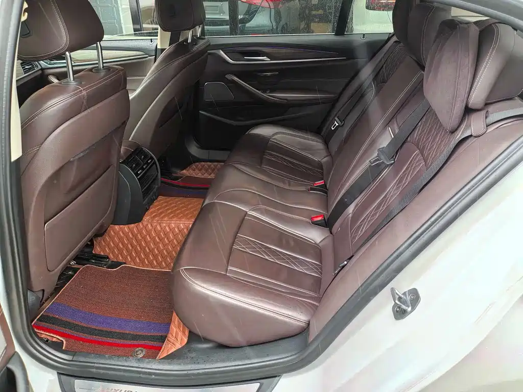 BMW 5 Series 2019