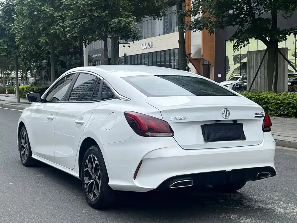 MG 5 2022