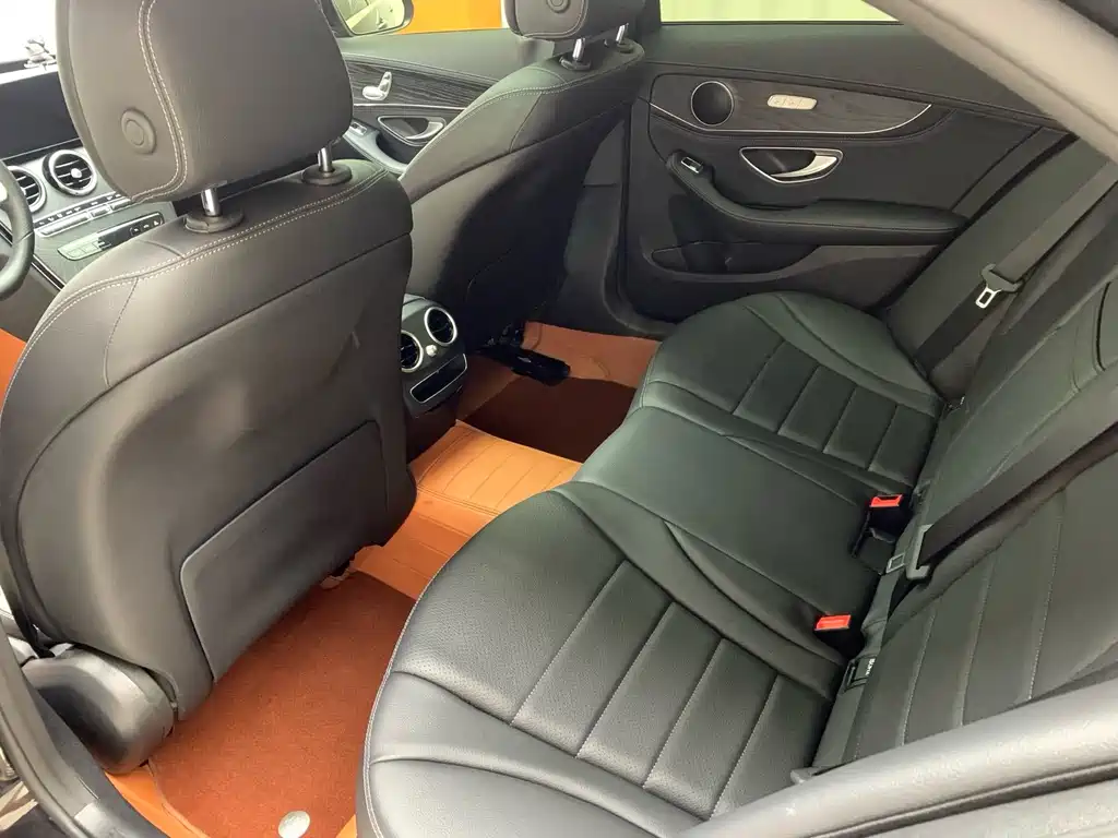 Mercedes-Benz C-Class 2020 — фото 12