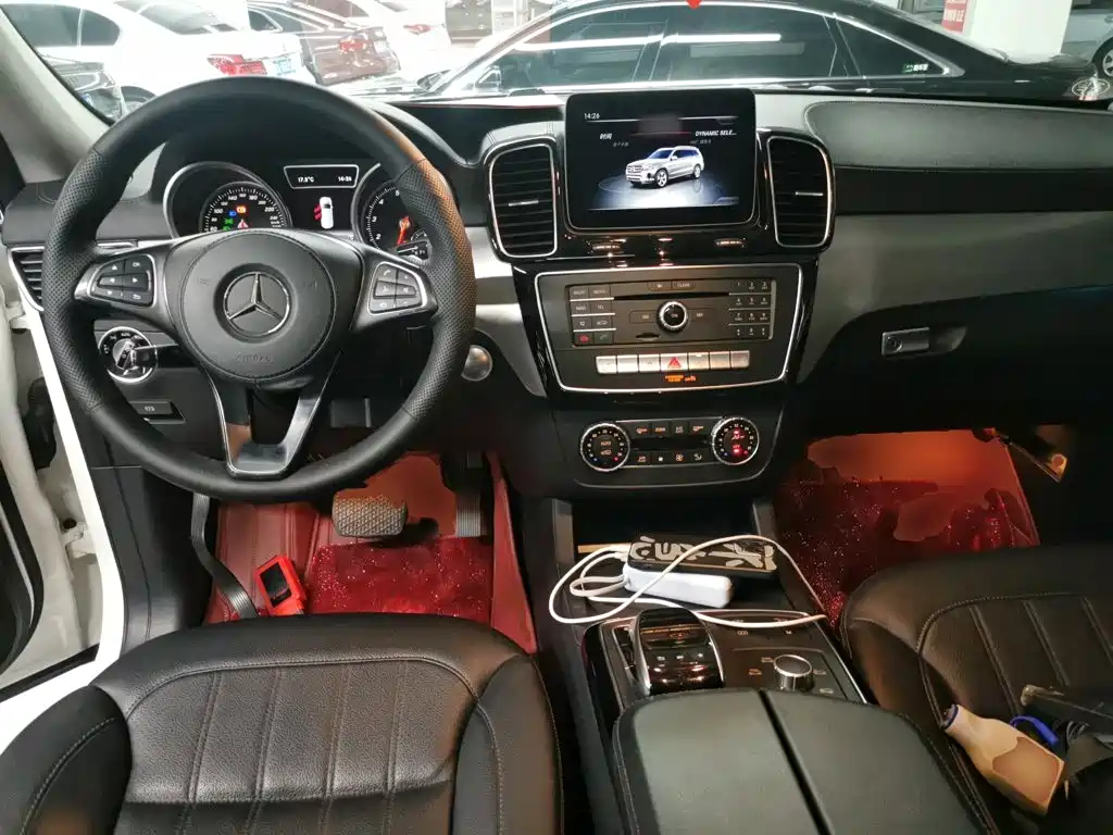 Mercedes-Benz GLS 2019 — фото 10