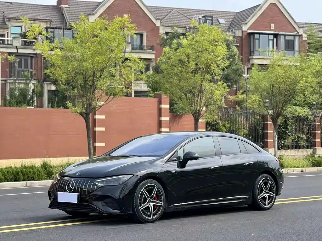 Mercedes-Benz EQE AMG 2023