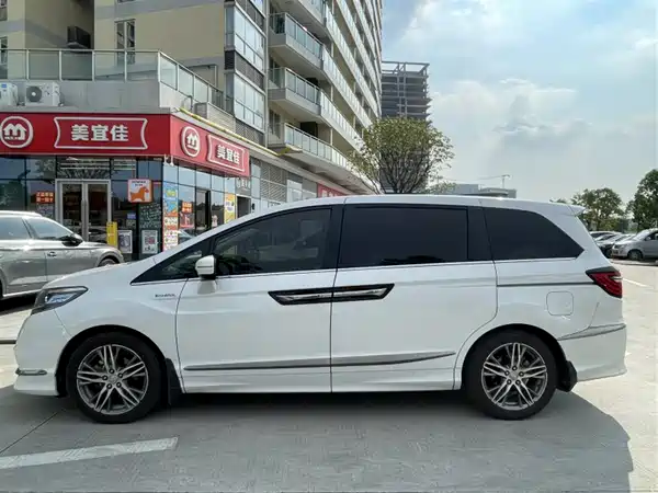 Honda Elysion 2020