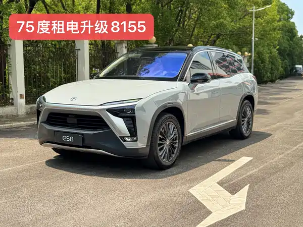 NIO ES8 2021