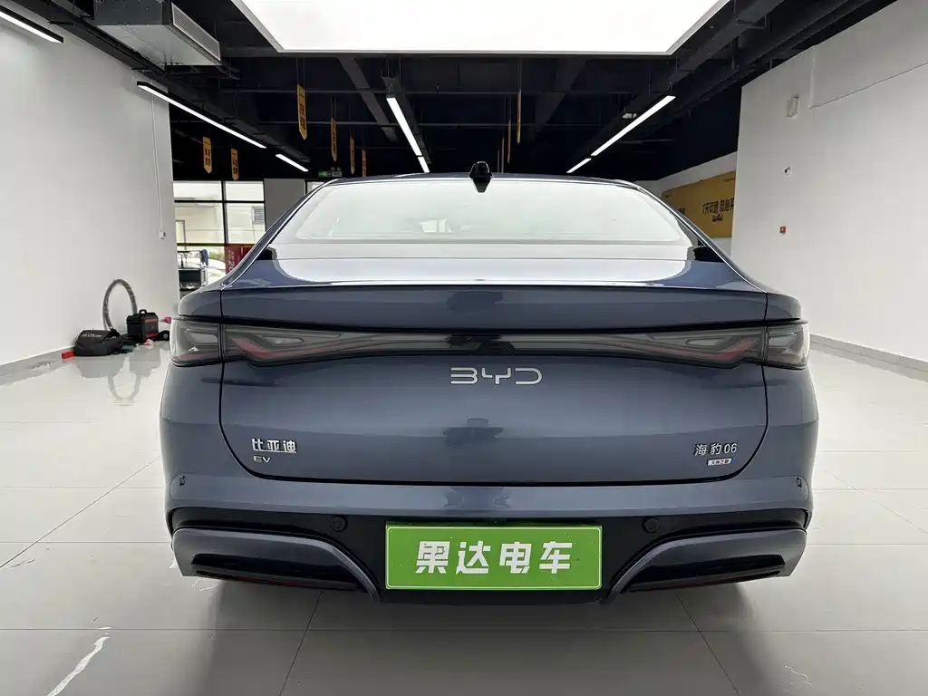 BYD Seal 06 2025 — фото 4