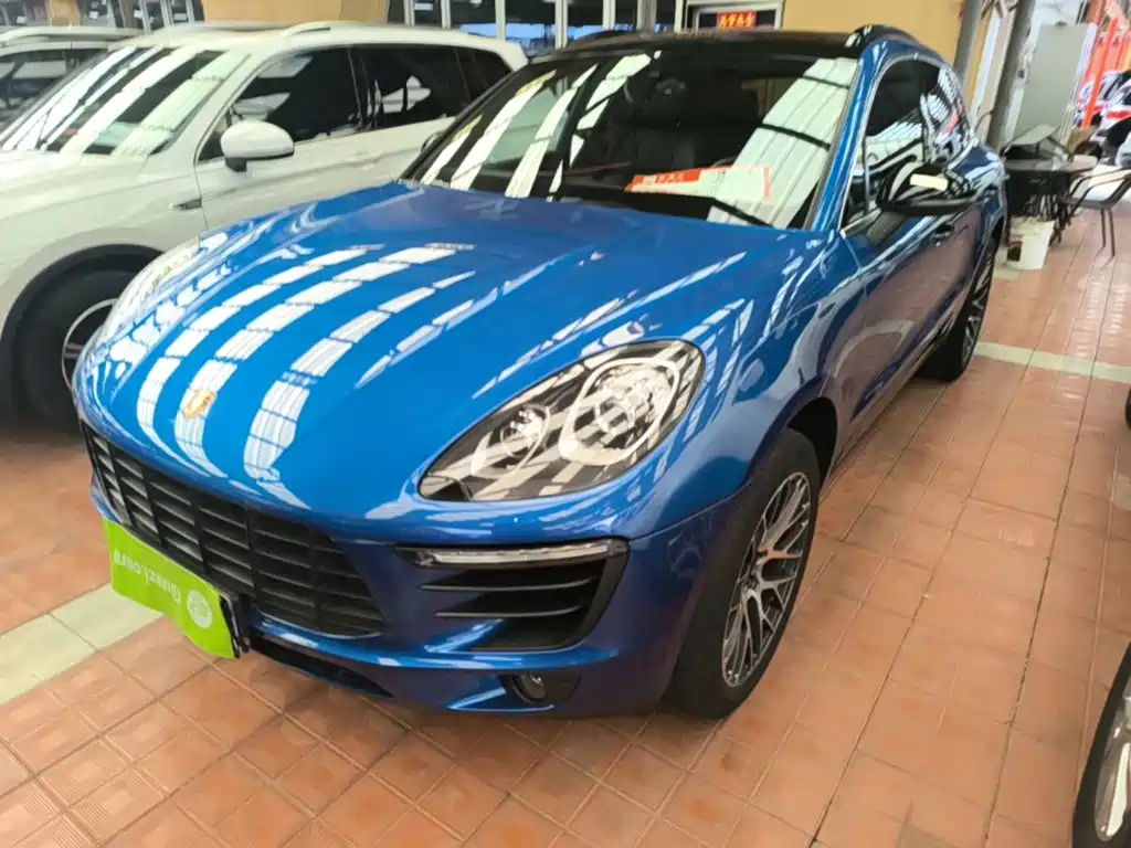 Porsche Macan 2017 — фото 23