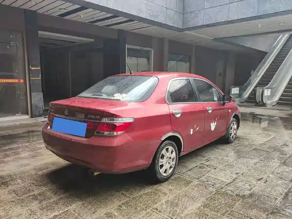 Everus S1 2012