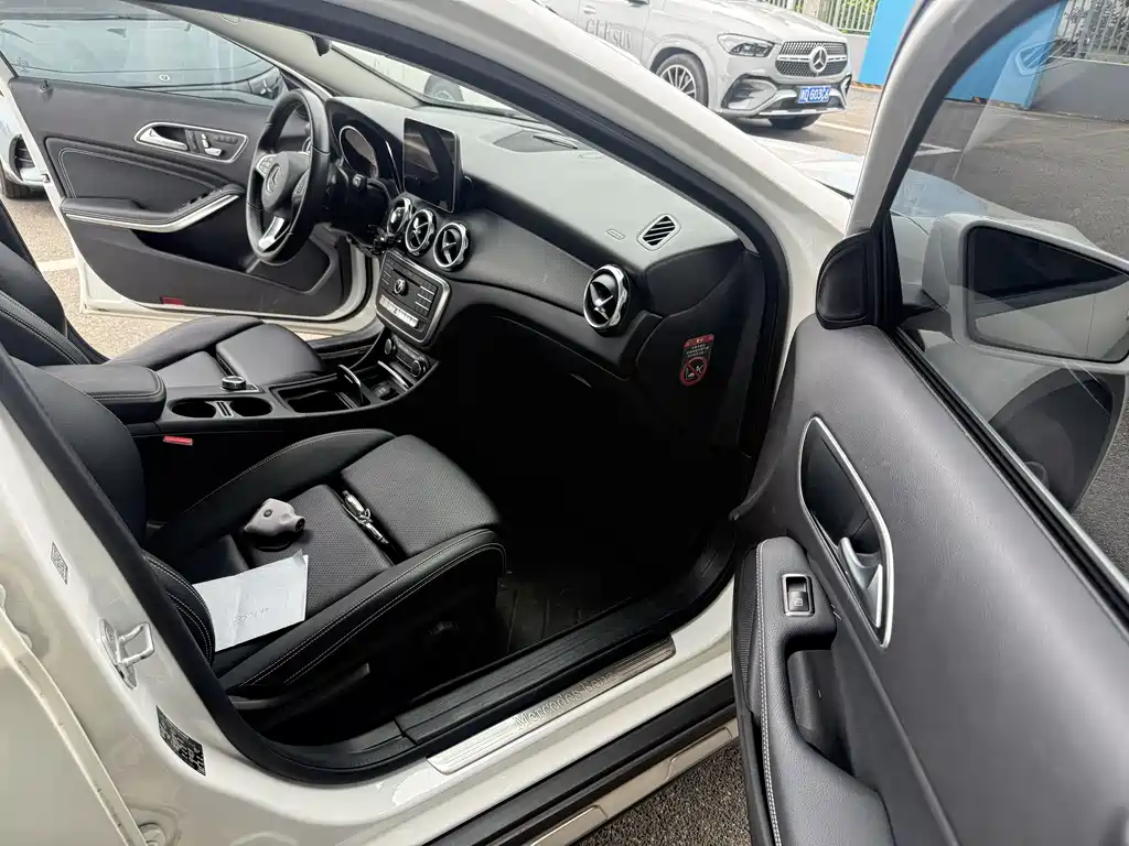Mercedes-Benz GLA 2017 — фото 7