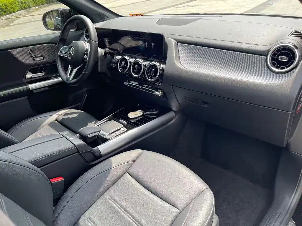 Mercedes-Benz GLA 2023 — фото 15