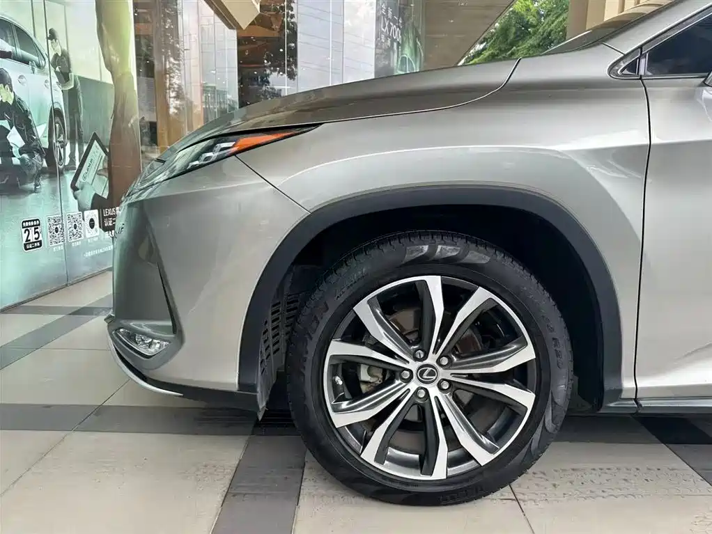 Lexus RX 2020 — фото 3