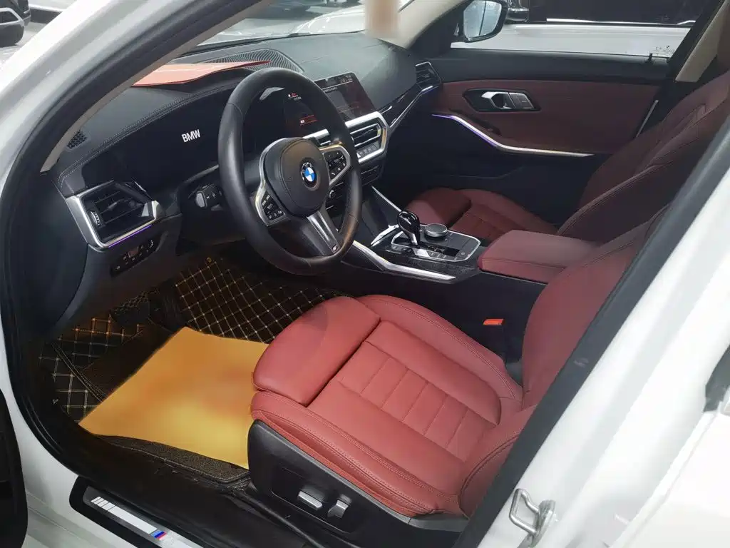 BMW 3 Series 2021 — фото 14