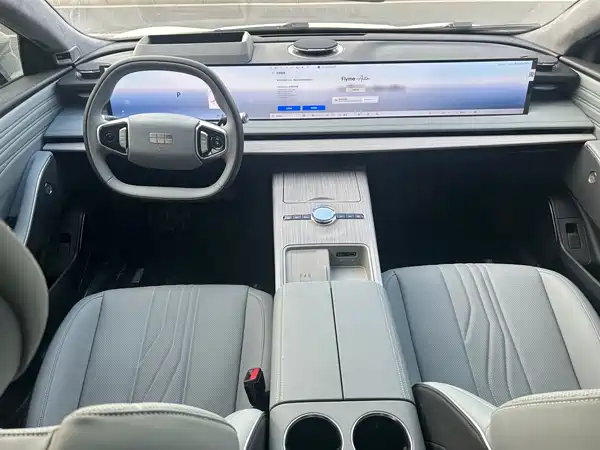 Geely Galaxy E8 2024