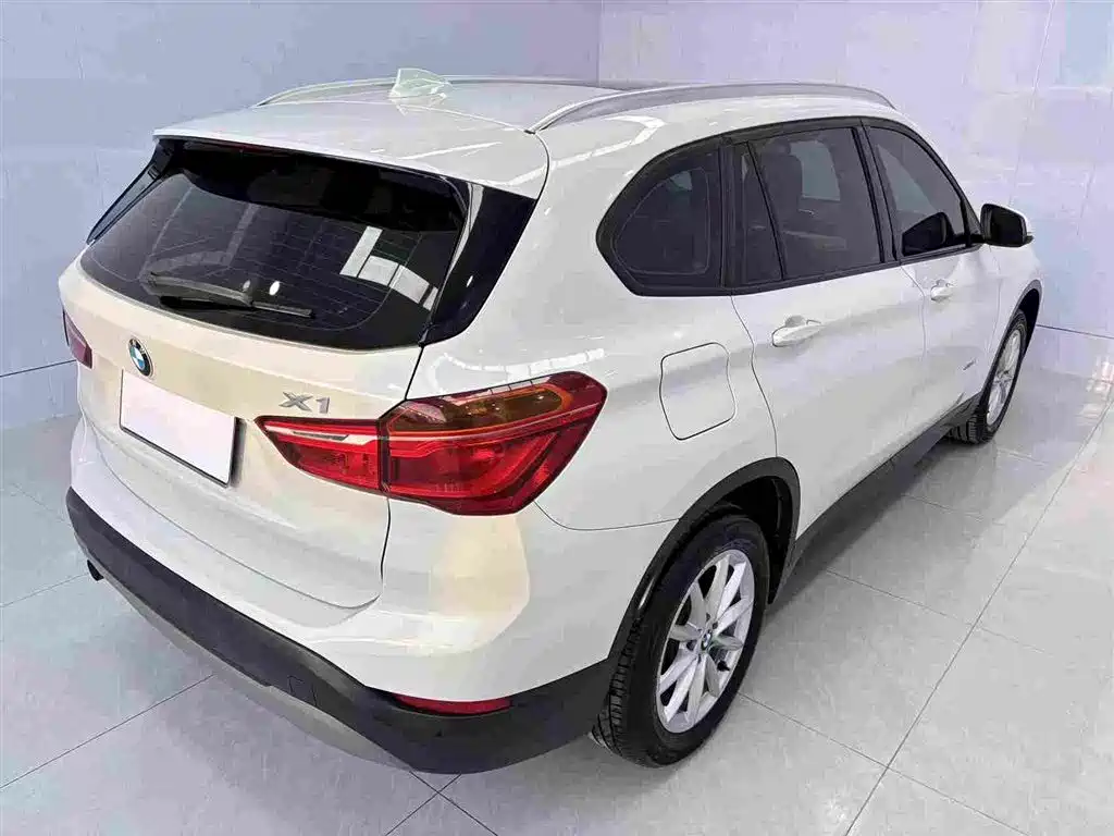 BMW X1 2017 — фото 5